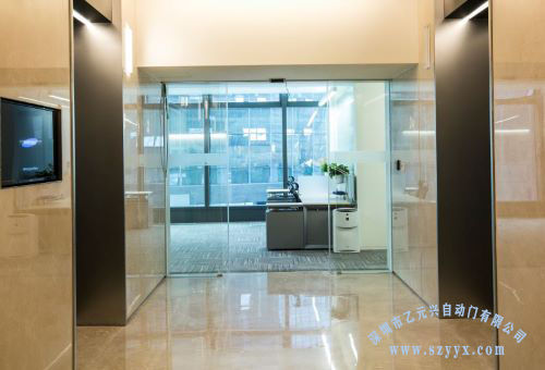 钢化玻璃91视频色版免费-单位办公室经典案例图片